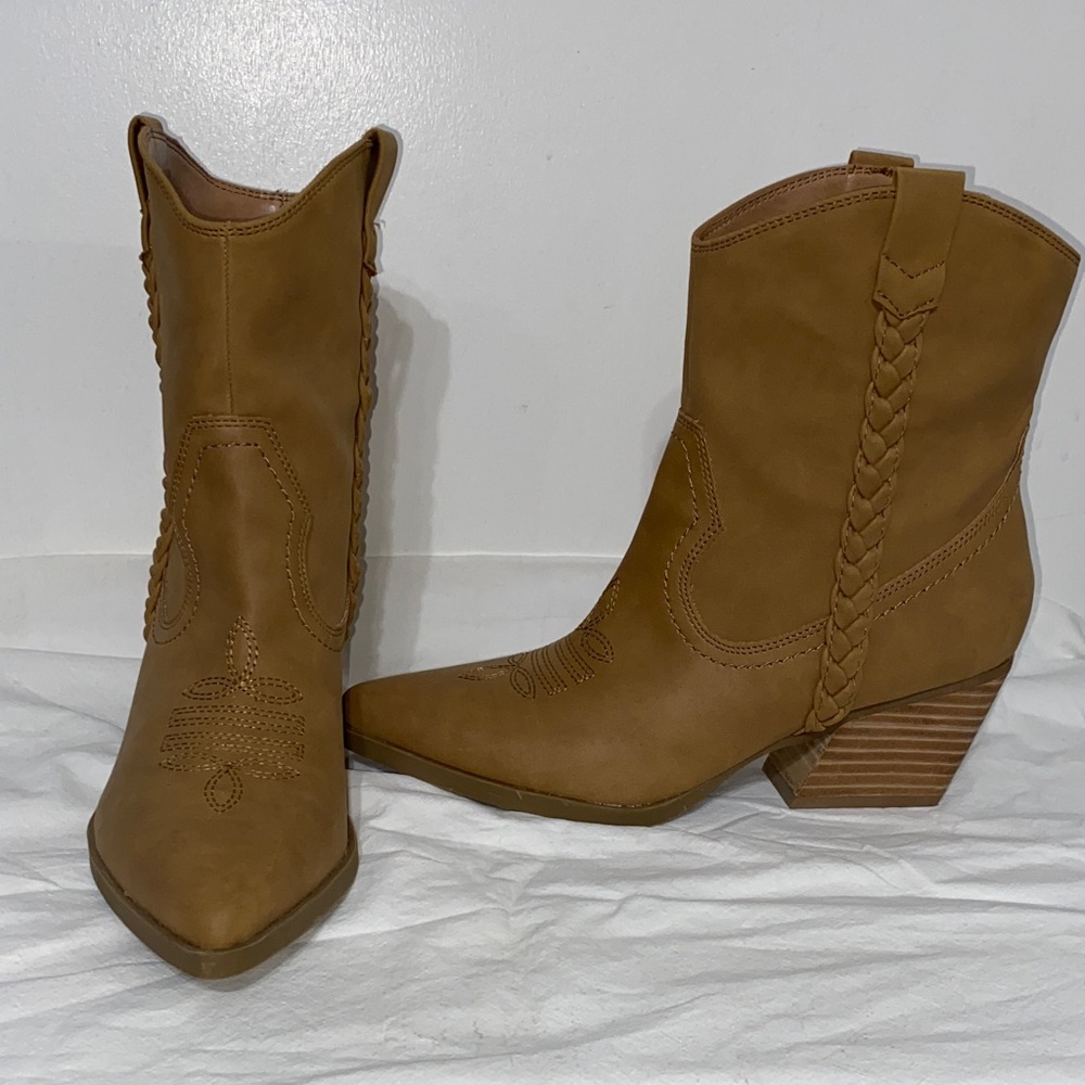 Dolce Vita Brown Heeled Boots